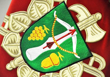 Close-up of the embroidery, the coat of arms of the Volunteer Fire Brigade (SDH) Lovčice