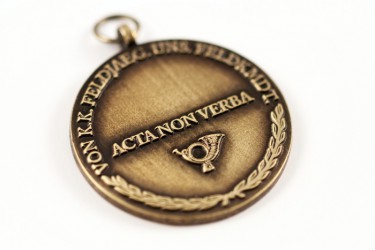 Custom-made medals with original graphic design