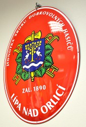 Enamel oval sign with a coat of arms of village/town/township