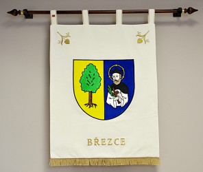 Embroidered banner of arms made for Březce, large version